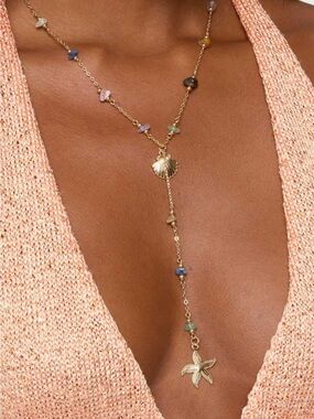 Beachy charm necklace Edikted